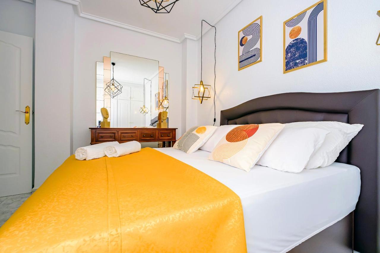 Penthouse La Paloma Playa Del Cura Apartment ตอร์เรเวียคา ภายนอก รูปภาพ